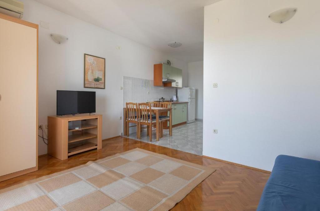Apartmani Vela Tucepi Exterior photo
